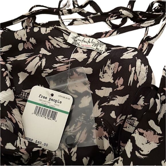 ✨ Free People
Women's Black Hang On Halter Printed Slip Dress✨ - Picture 8 of 12